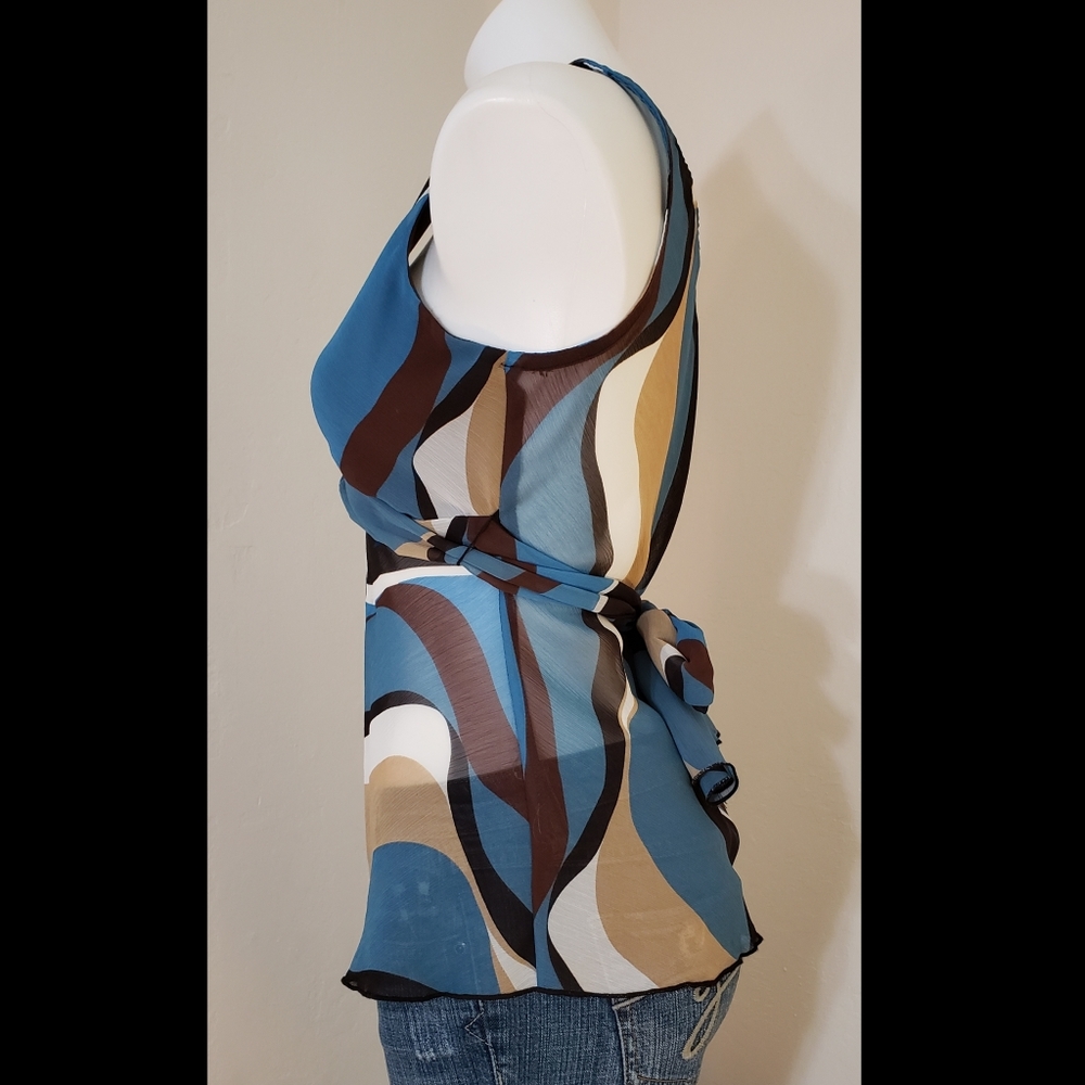 Abstract flowy blouse - Picture 2 of 4